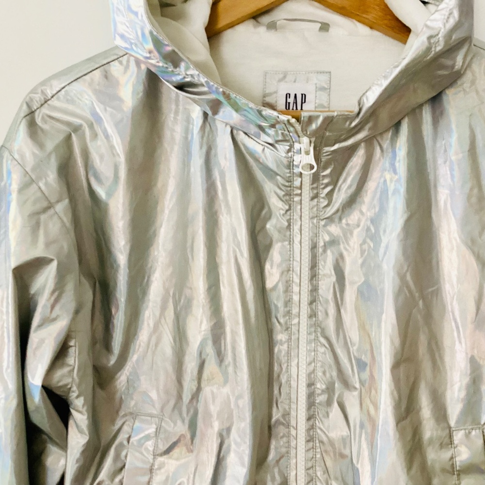 GAP girls silver windbreaker jacket Size L 10-11 Holographic hooded lightweight - Picture 5 of 12